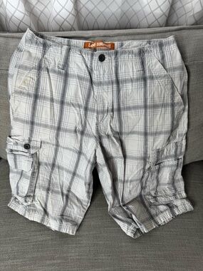 Men’s White Gray Plaid Cargo Shorts